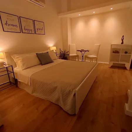 Living Marina Bed & Breakfast *