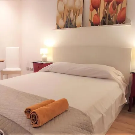 Living Marina Bed & Breakfast *